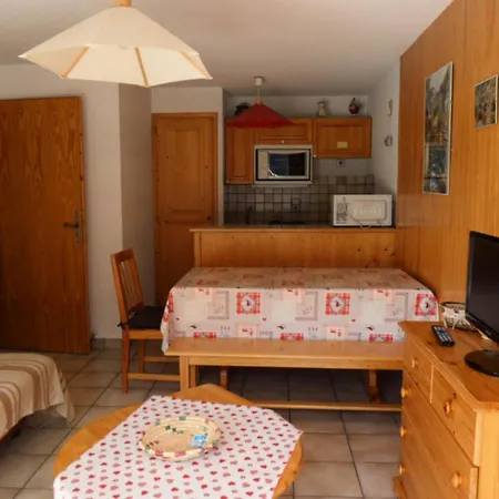 Le Roselin - 2 Pieces Pour 6 Personnes Mae-3317 La Plagne